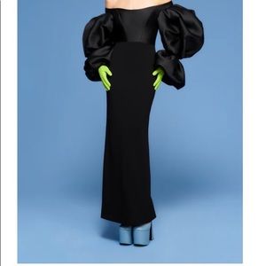 The Herdera Black Dress